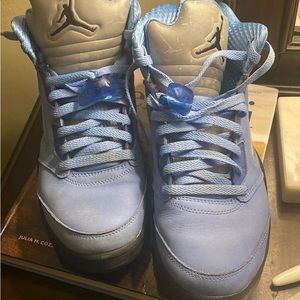 Jordan 5 “UNC” used size 9